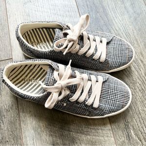 Taos Star Plaid Print Washed Canvas Lace-Up Sneakers Size 7